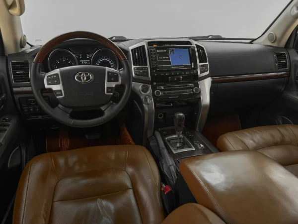 Toyota Land Cruiser, 200 Series Рестайлинг 1 фото №8
