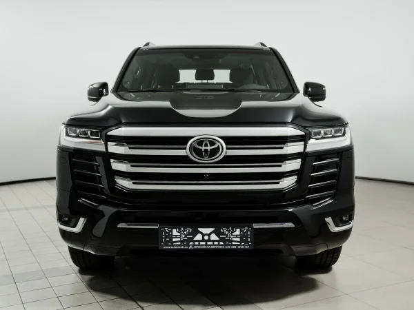 Toyota Land Cruiser, 300 Series фото №2