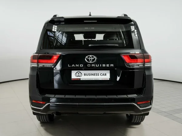Toyota Land Cruiser, 300 Series фото №5