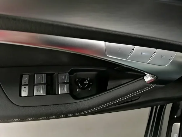 Audi A6, V (C8) фото №11