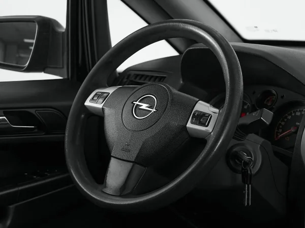 Opel Zafira, B Рестайлинг фото №10