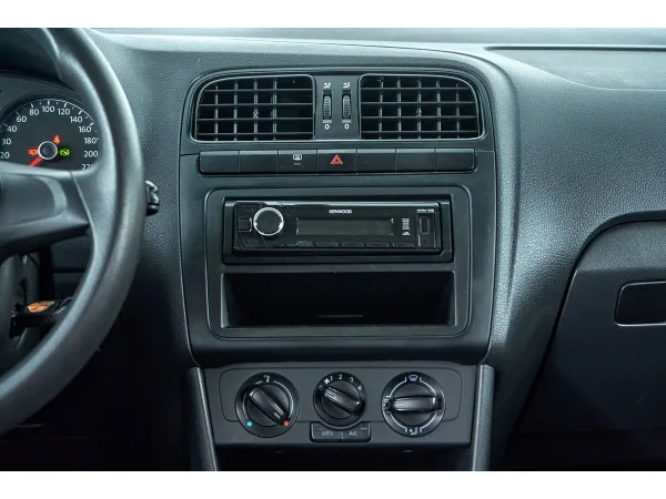 Volkswagen Polo, V Рестайлинг фото №7