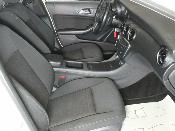 Mercedes-Benz A-Класс, III (W176) фото №9