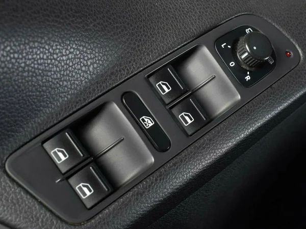 Volkswagen Tiguan, I Рестайлинг фото №10