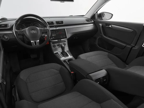 Volkswagen Passat, B7 фото №7