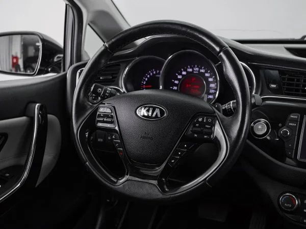 Kia Ceed, II Рестайлинг фото №10