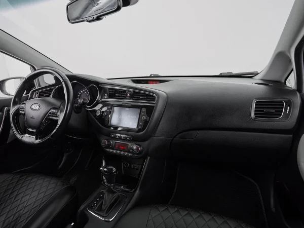 Kia Ceed, II Рестайлинг фото №9