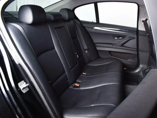 BMW 5 серии, VI (F10/F11/F07) Рестайлинг фото №13