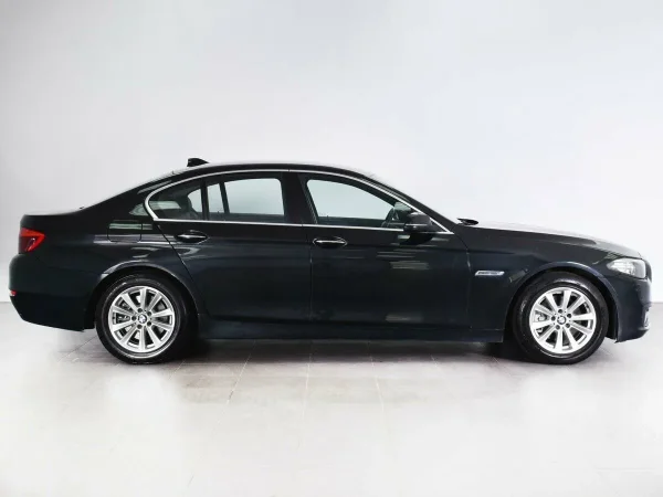 BMW 5 серии, VI (F10/F11/F07) Рестайлинг фото №4