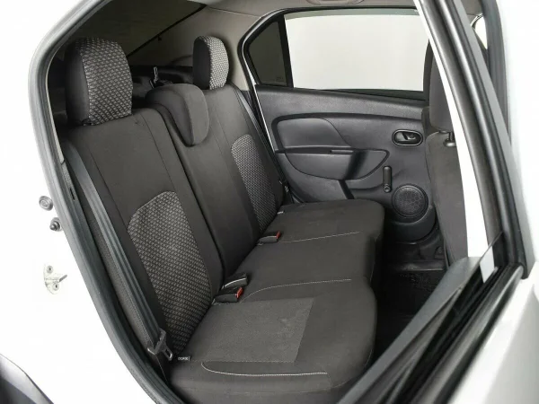 Renault Logan, II Рестайлинг фото №9