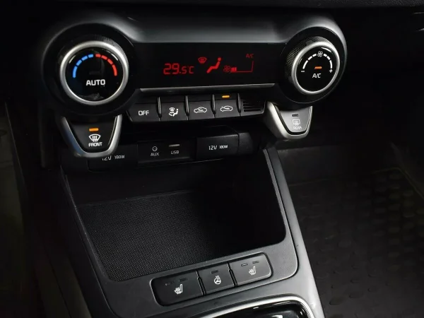 Kia Rio, IV фото №8