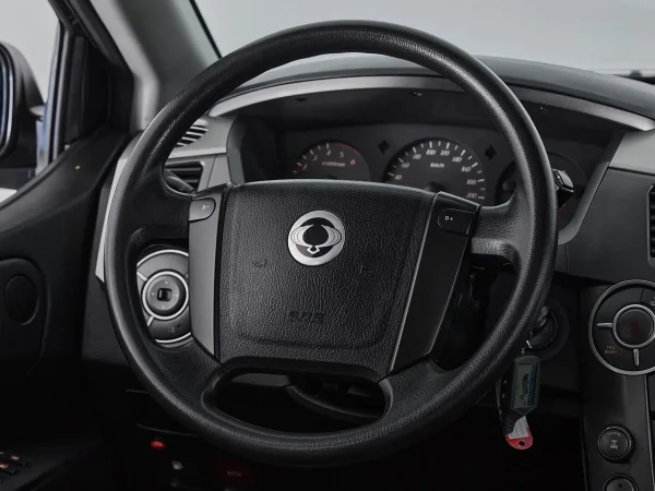 SsangYong Kyron, I Рестайлинг фото №14