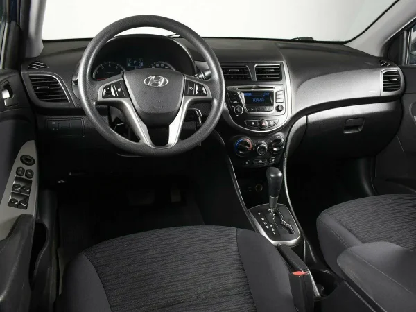 Hyundai Solaris, I Рестайлинг фото №6