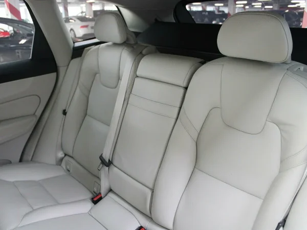 Volvo XC60, II фото №13