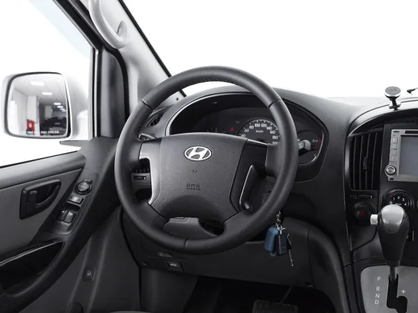 Hyundai Grand Starex, I фото №12
