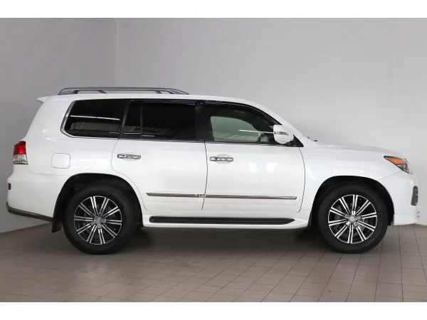 Lexus LX, III Рестайлинг 2 фото №3