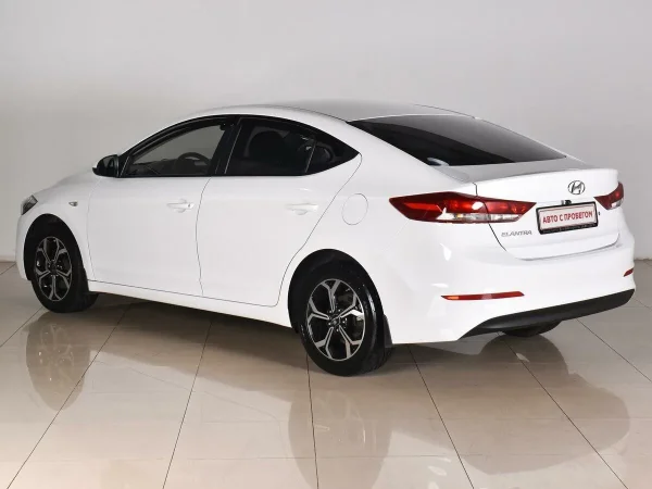 Hyundai Elantra, VI (AD) фото №3