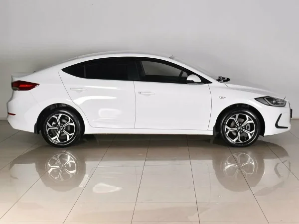 Hyundai Elantra, VI (AD) фото №4