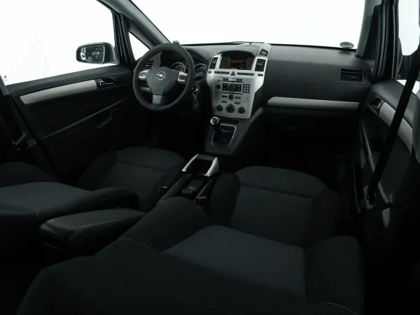 Opel Zafira, B Рестайлинг фото №10