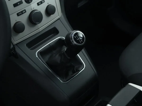 Opel Zafira, B Рестайлинг фото №13