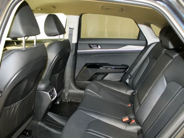 Kia K5, III фото №20