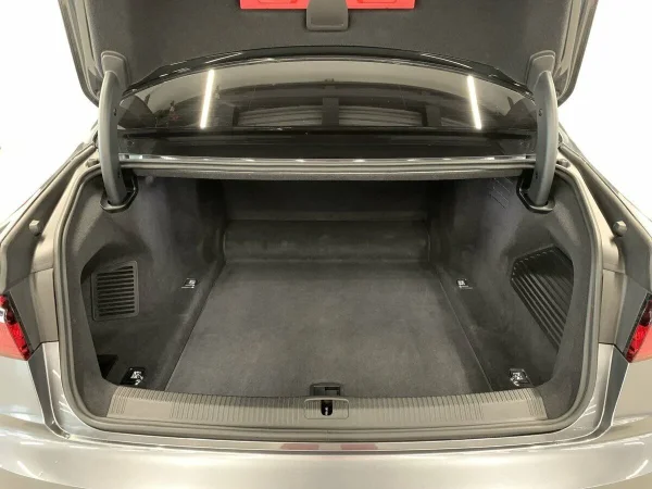 Audi A8, IV (D5) фото №6
