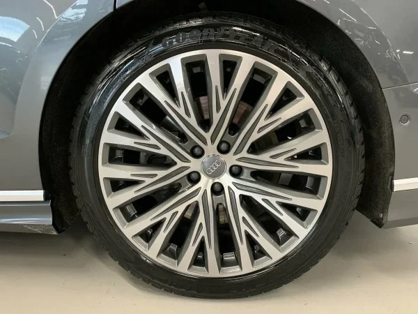 Audi A8, IV (D5) фото №7