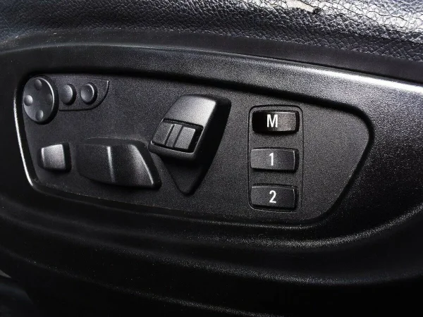 BMW X6, I (E71) фото №11