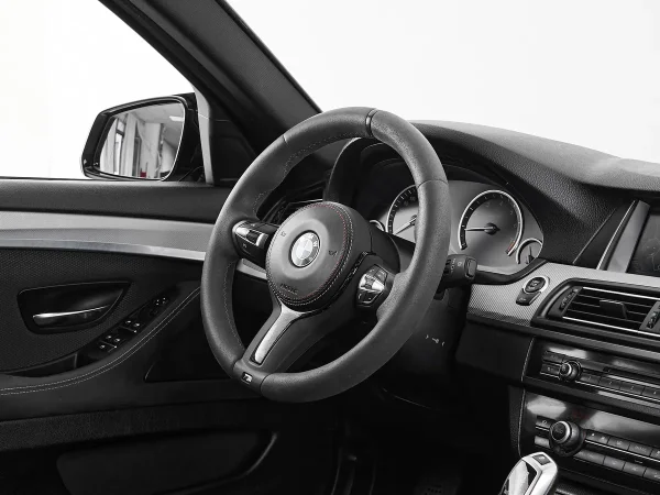 BMW 5 серии, VI (F10/F11/F07) Рестайлинг фото №10