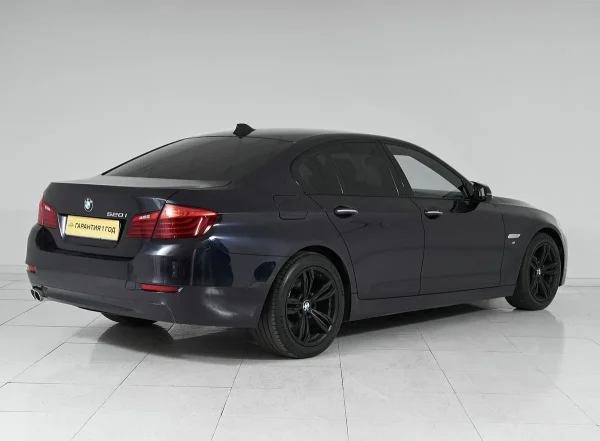BMW 5 серии, VI (F10/F11/F07) Рестайлинг фото №6
