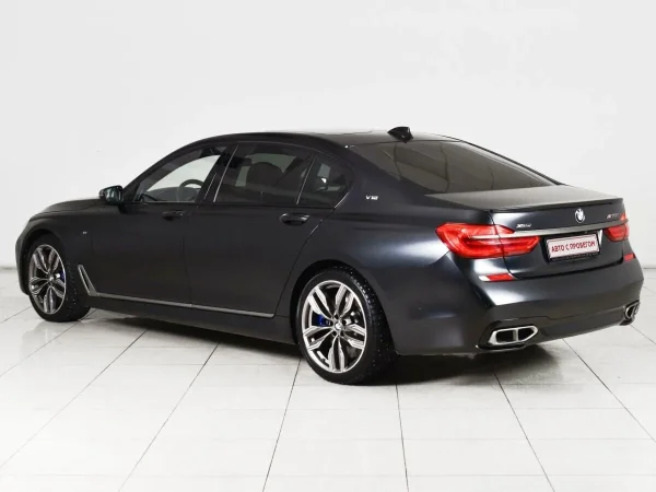BMW 7 серии, VI (G11/G12) фото №3