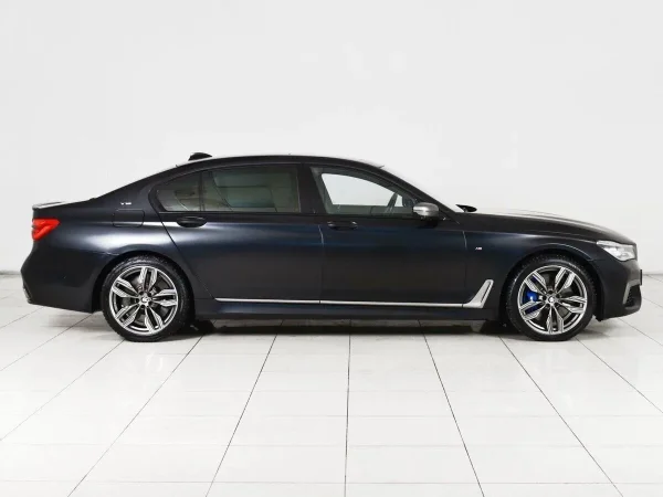 BMW 7 серии, VI (G11/G12) фото №4