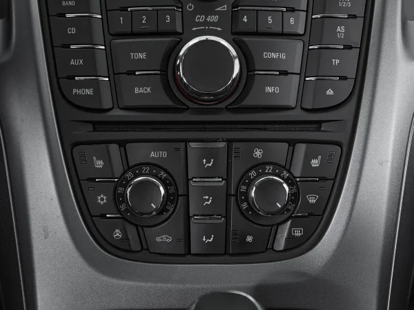 Opel Astra, J Рестайлинг фото №17