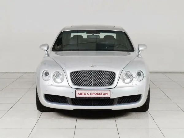 Bentley Continental Flying Spur фото №2