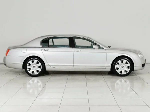 Bentley Continental Flying Spur фото №4
