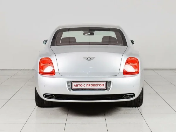 Bentley Continental Flying Spur фото №5