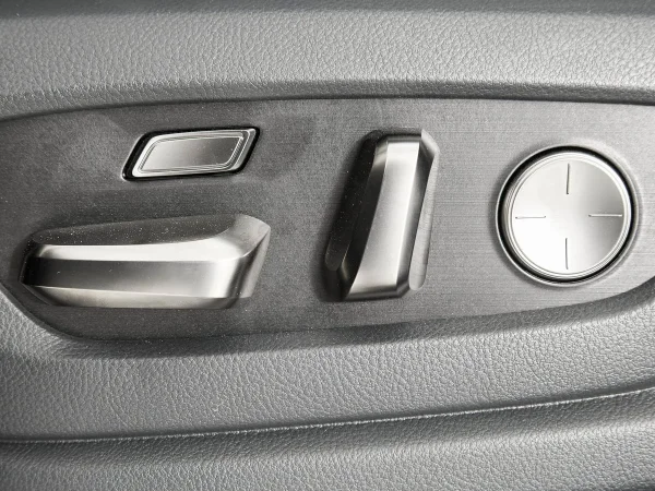 Lexus LX, IV фото №20