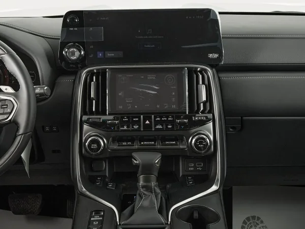 Lexus LX, IV фото №24
