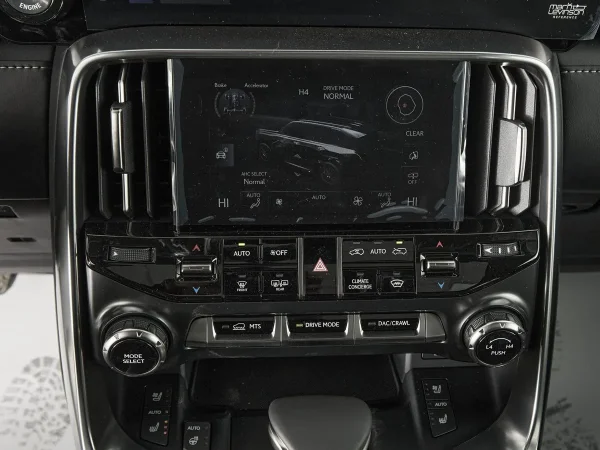 Lexus LX, IV фото №27
