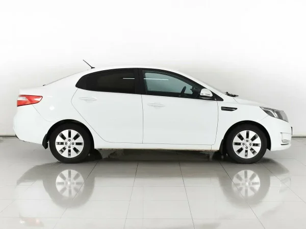 Kia Rio, III фото №4