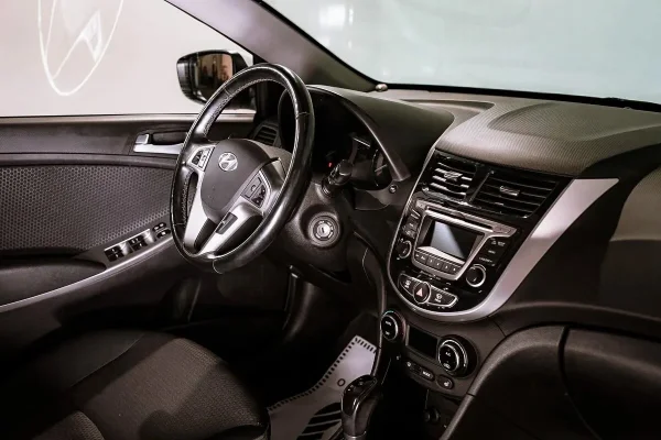 Hyundai Solaris, I Рестайлинг фото №7