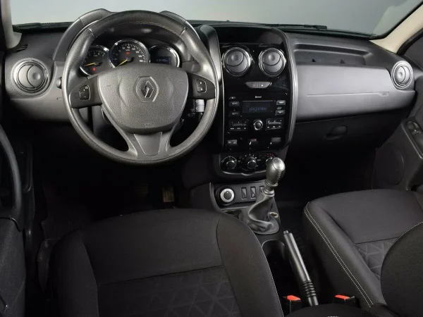 Renault Duster, I Рестайлинг фото №6