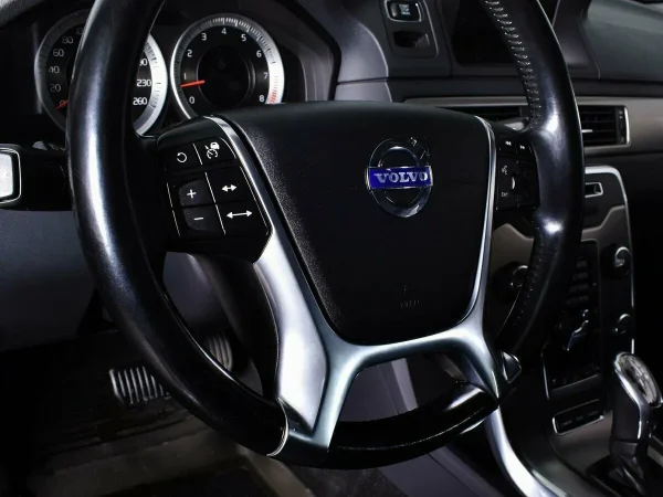 Volvo S80, II Рестайлинг фото №10