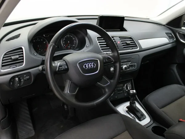 Audi Q3, I (8U) фото №11