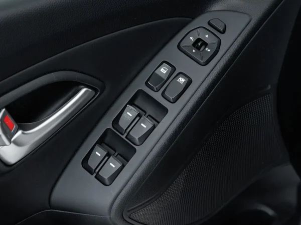 Hyundai ix35, I фото №12