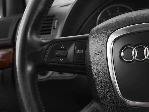 Audi A4, III (B7) фото №10