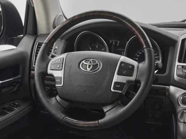 Toyota Land Cruiser, 200 Series Рестайлинг 1 фото №11