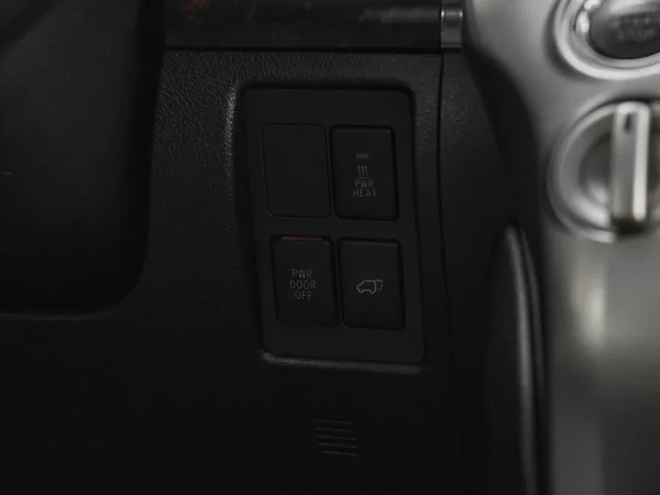 Toyota Land Cruiser, 200 Series Рестайлинг 1 фото №18