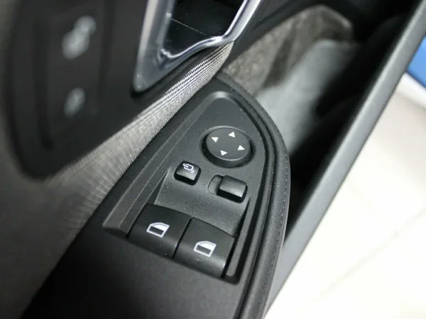 BMW i3, I (I01) Рестайлинг фото №13