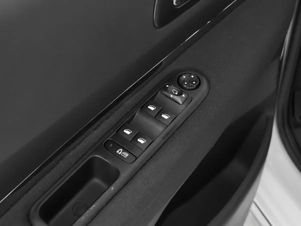 Peugeot 3008, I фото №11